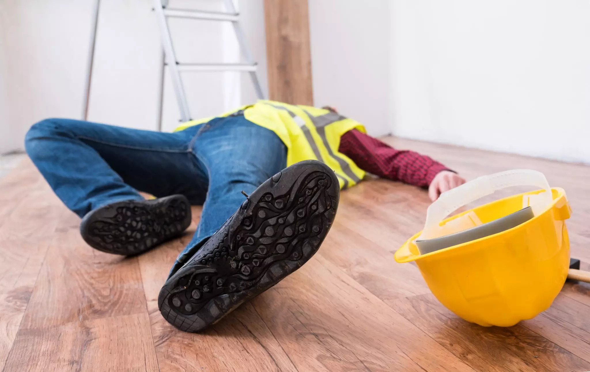 Worker who did not receive proper safety training at his company. Worker with on-the-job injury.