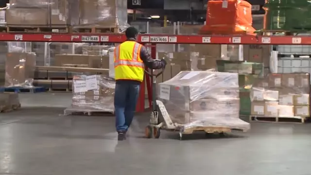 Manual Pallet Jack Safety